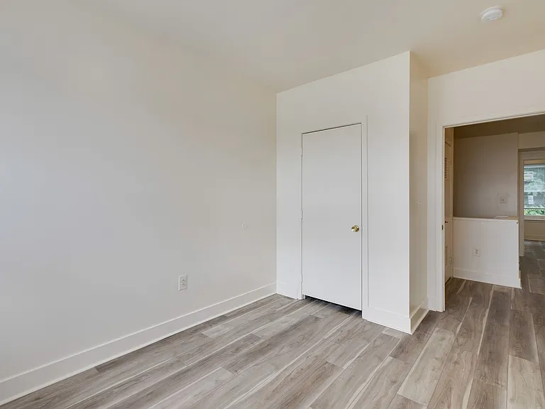 4007-4011 Aspen St — Photo 25