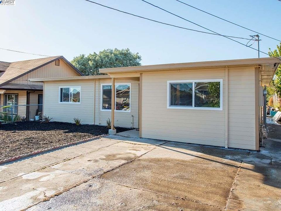 1st image of 713 Thomas Dr