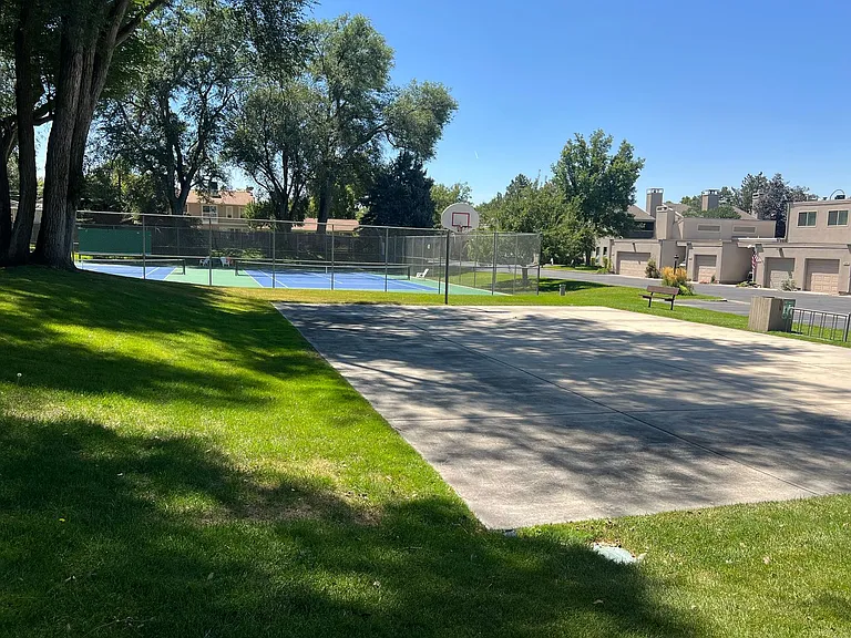 1672 E Marvin Gardens St — Photo 23