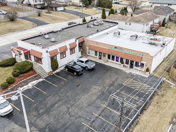 3rd image of 8428-8428 88th Ave