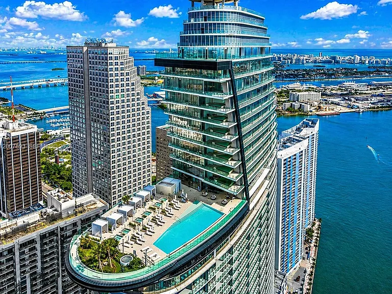 300 Biscayne Boulevard Way #4201E — Photo 31