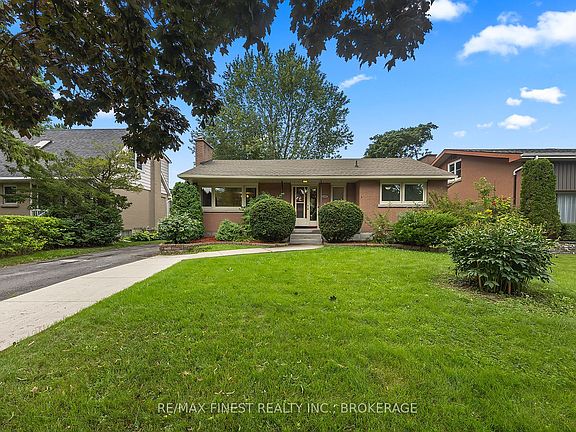2nd image of 140 Liddell Cres