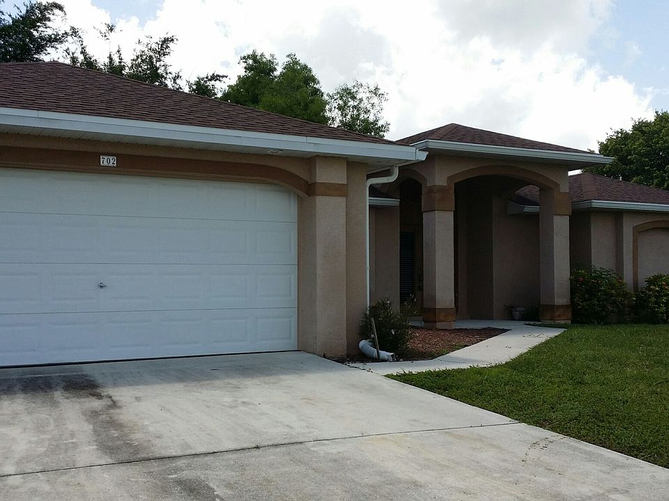 1st image of 702 SW 8th Ct
