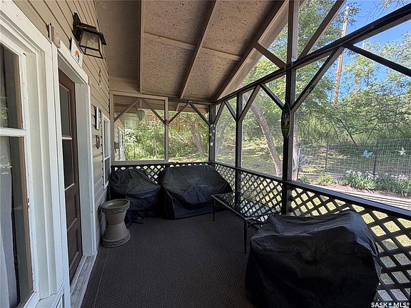 4th image of 825 Tatanka DRIVE