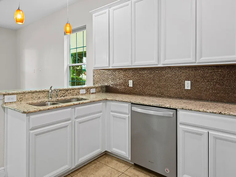 9306 Mira Valle Ln — Photo 17