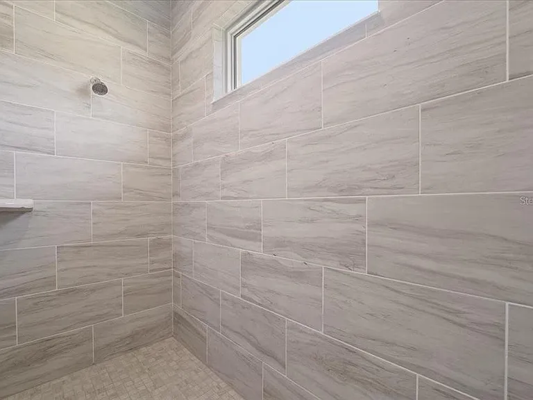 60 Del Palma Dr — Photo 33