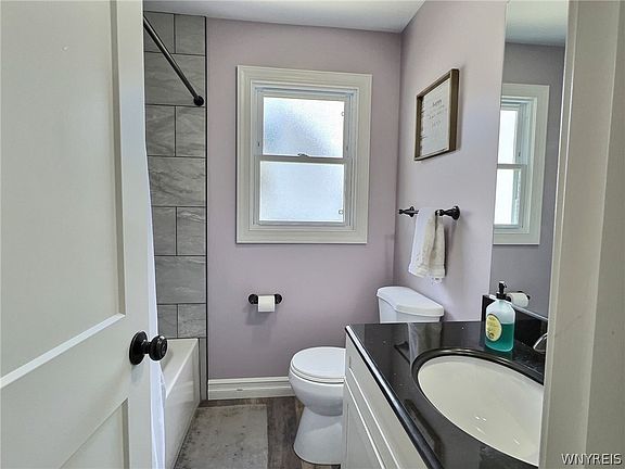 2nd image of 105 Saint Johns Ave