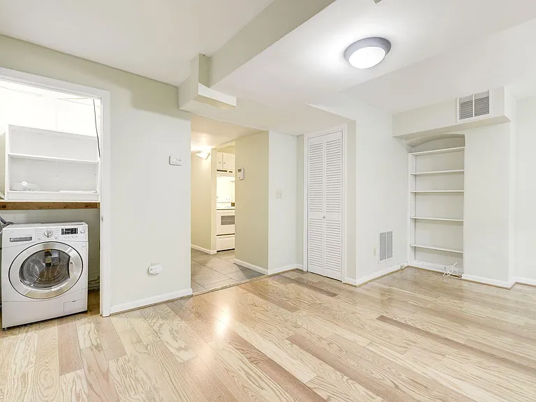 1761 Church St NW #B — Photo 5