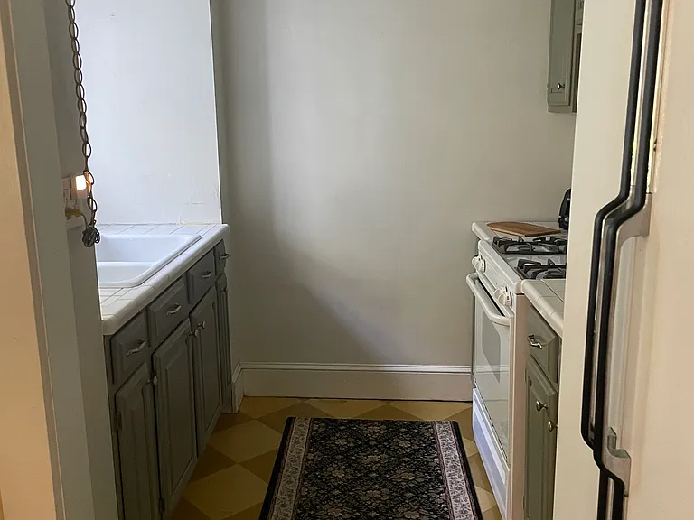 28 Laposa Dr — Photo 12