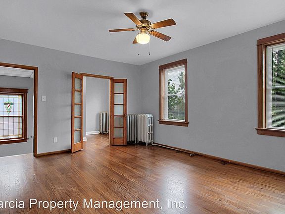 4th image of 4957A Chippewa St