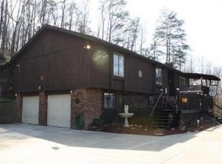 Huff Hts, Kenova, WV 25530