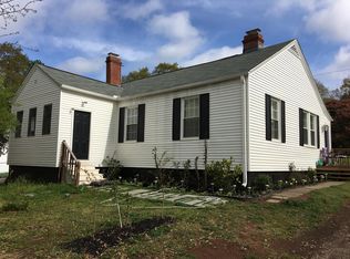 110 South St, Taylors, SC 29687