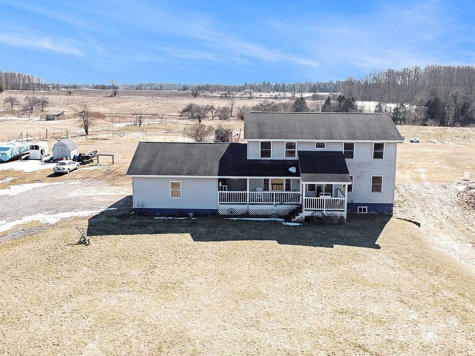 1st image of 4861 Carpenter Rd