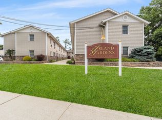 490 Main Street #A7, Farmingdale, NY