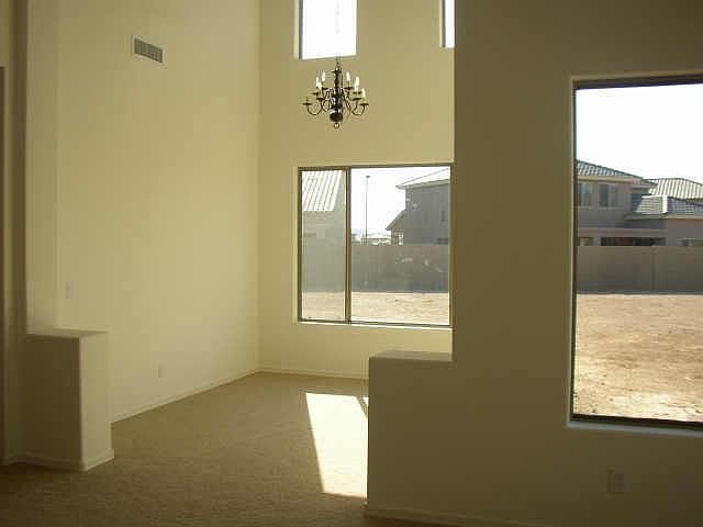 2nd image of 2416 W Clearview Terrace