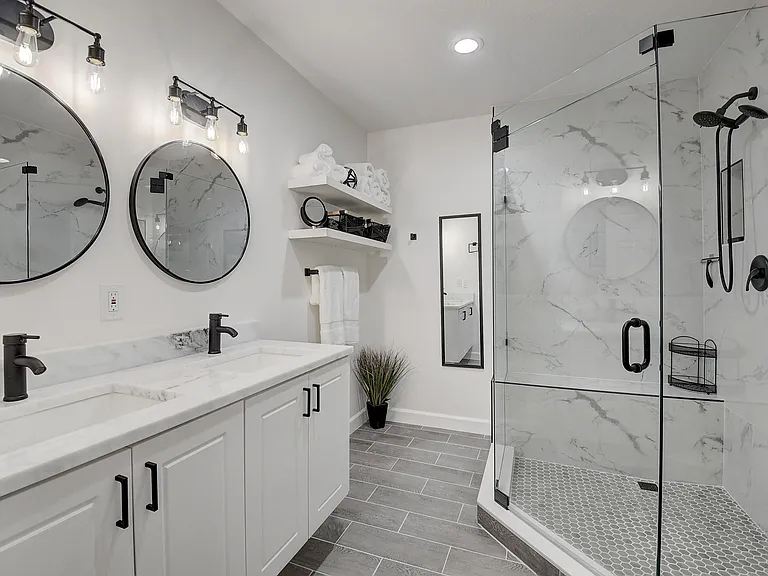 525 Bayfront Dr — Photo 21