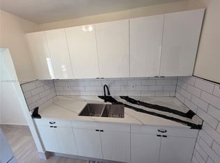 120 NE 10th Ave APT 3, Hallandale Beach, FL 33009
