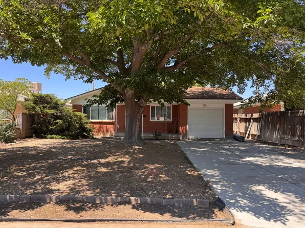 1109 Indiana St SE, Albuquerque, NM 87108
