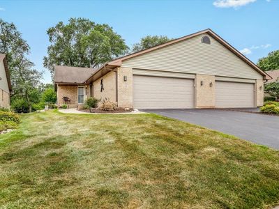 6125 Carriage Green Way, Rockford, IL, 61108