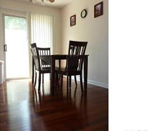 3rd image of 1503 Swallow Dr