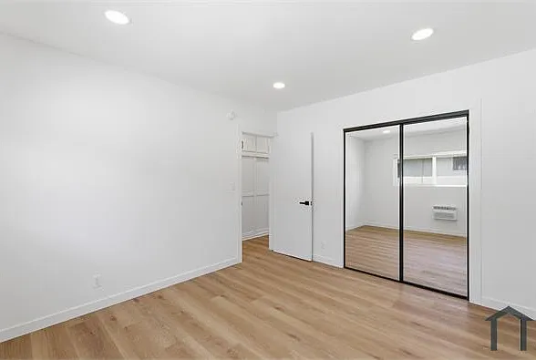 7305 Variel Ave #F — Photo 13