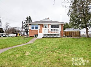 110 Ann St NE, Cedar Springs, MI 49319