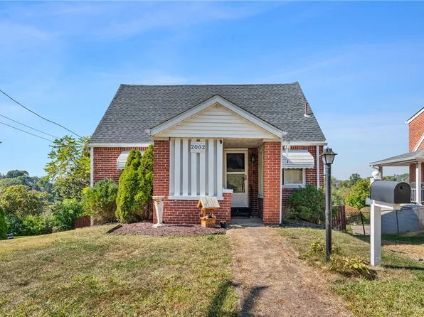 2002 Vermont Ave, West Mifflin, PA 15122