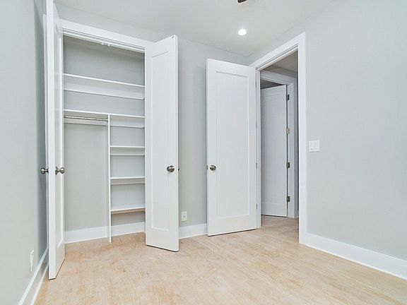 5th image of 580 W 172nd St APT 4E