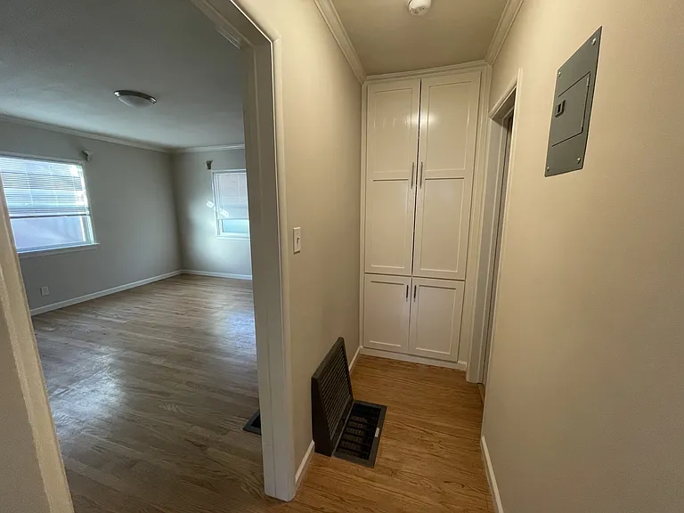 3311 W Alameda Ave E — Photo 11