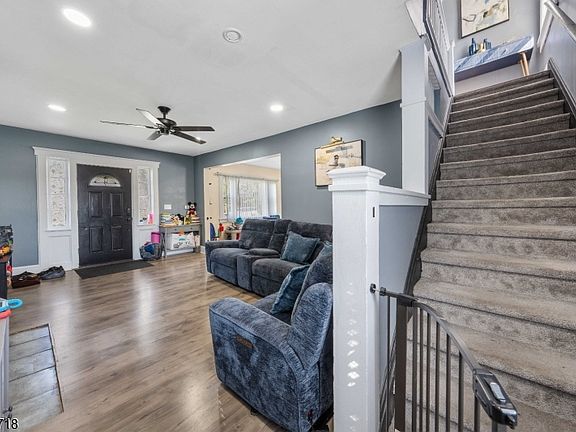 5th image of 331 Thompson Avenue