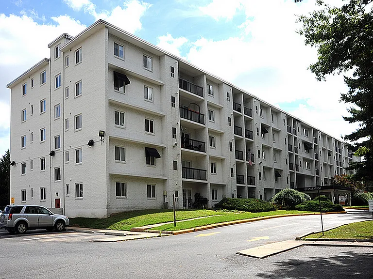 Chasemont Apartments - Exterior 3