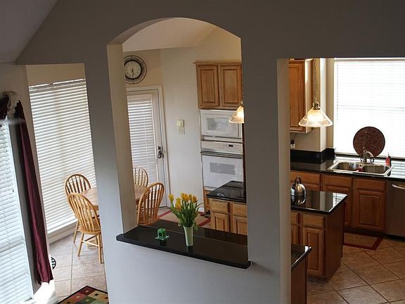 4th image of 1118 Greatwood Glen Dr