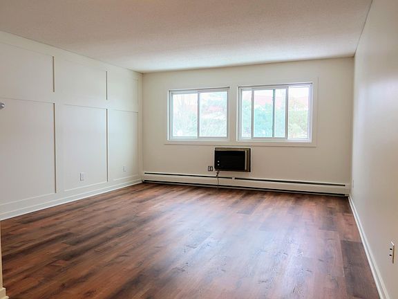 5th image of 2616 Harriet Ave APT 203