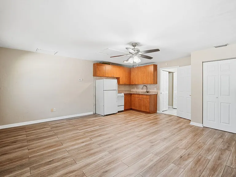 1283 Palm St #C — Photo 7