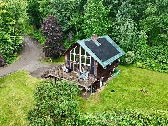 2nd image of 1137 Ridge Hill Drive