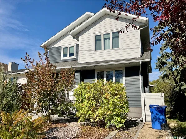 6224 8th Avenue, Regina, SK S4T 0W8
