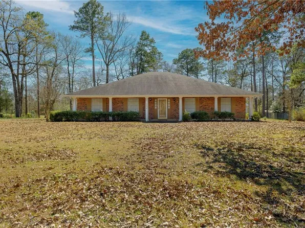8601 Ridgemont Dr, Pineville, LA 71360