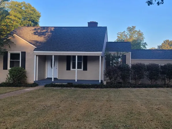 3200 Almon St, Sheffield, AL 35660