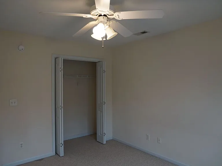 125 Creeks Edge Dr — Photo 35