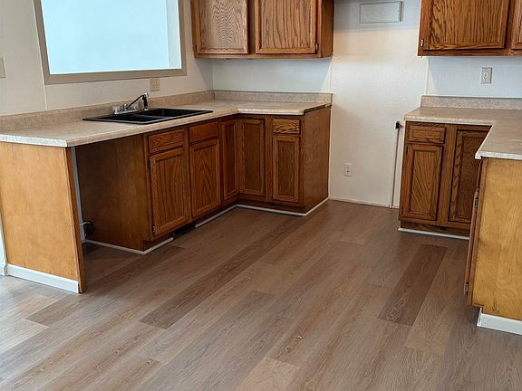 5th image of 2717 20th St