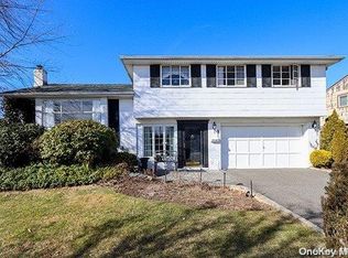 5 Mill Rd, Hicksville, NY 11801