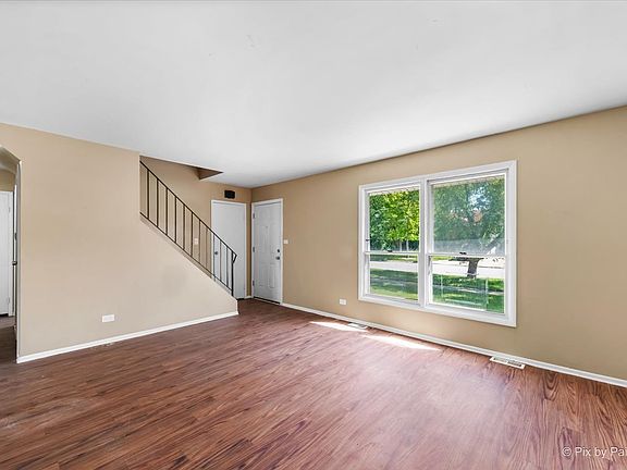 3rd image of 17520 Central Park Ave
