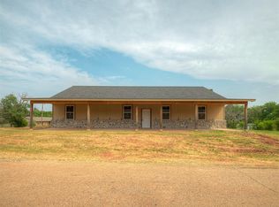 100 E 1st St, Wellston, OK 74881