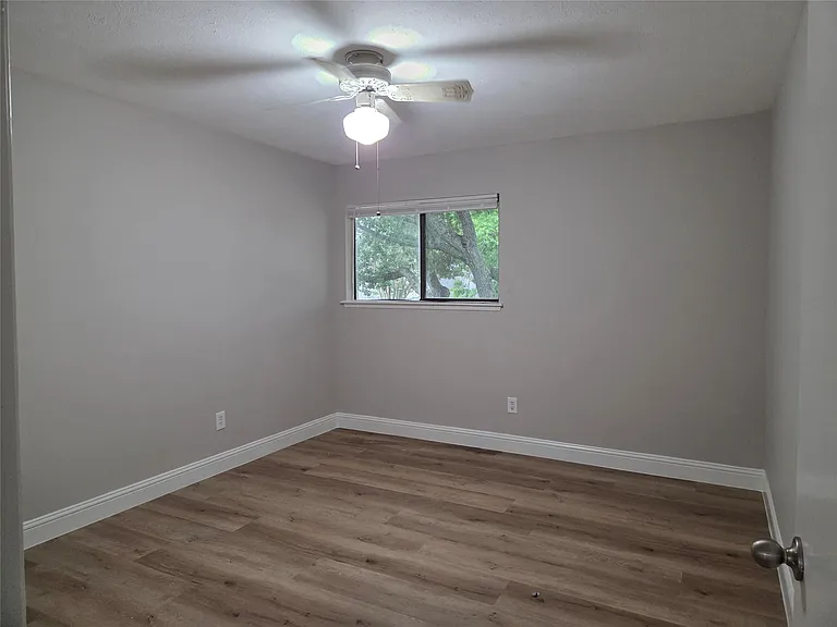 14718 Earlswood Dr — Photo 20