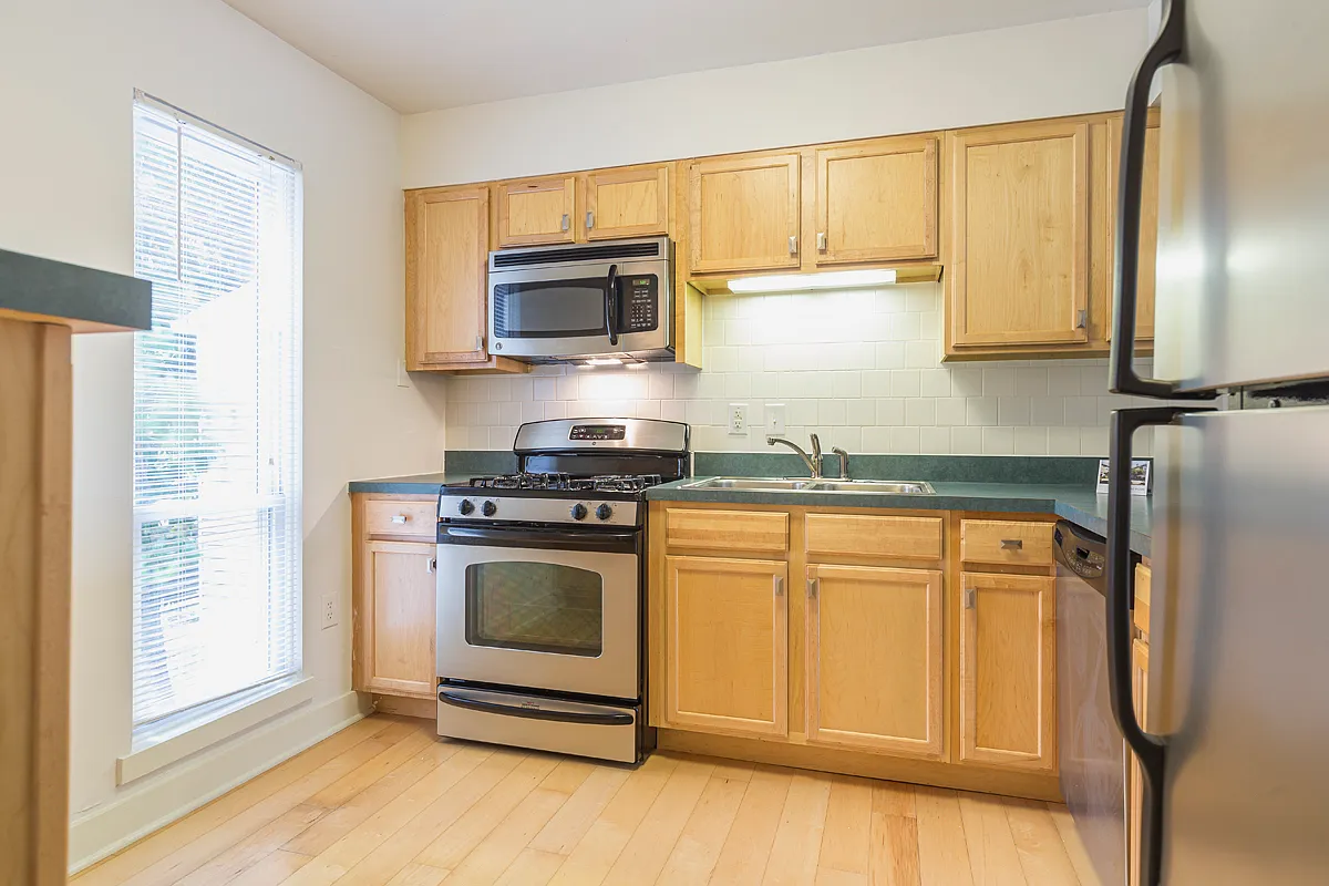 Ash Tree Apartments — Photo 3
