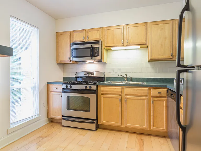 Ash Tree Apartments — Photo 9