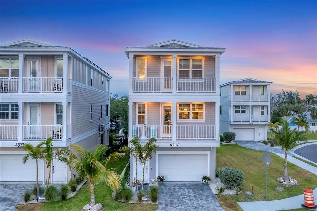 3 bed, 2.5 bath, 1678 sqft, $7,000 — Photo 4