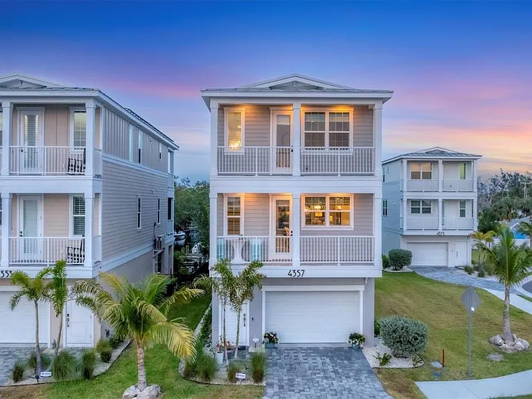 4357 Marina View Way — Photo 4