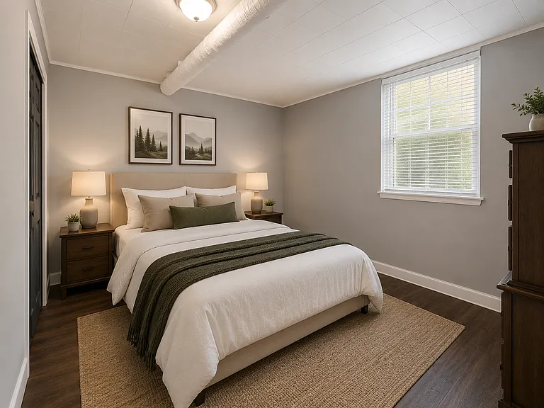 830 Venetta Pl NW — Photo 2