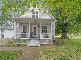 1319 N Linden St, Bloomington, IL 61701